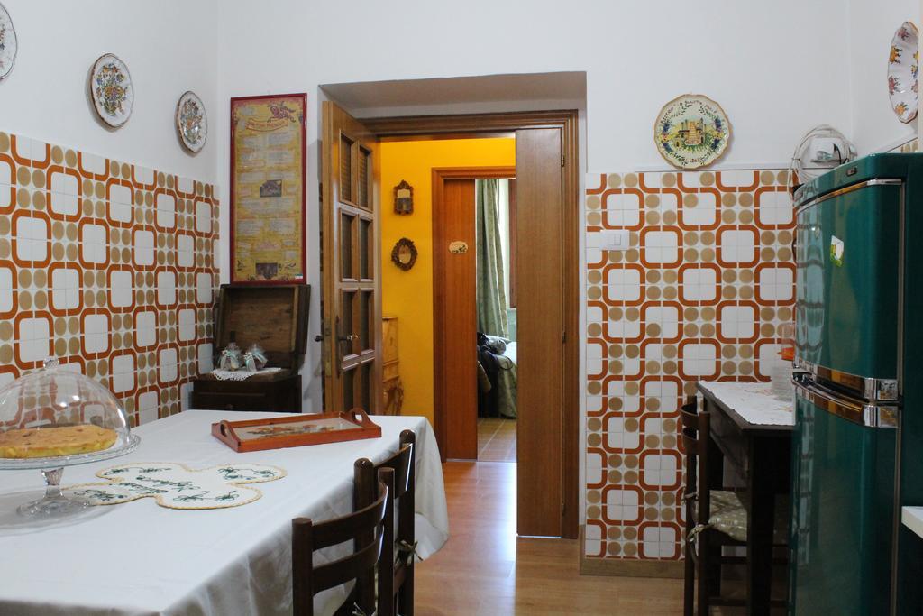 אסקולי פיצ'נו B&B Palazzo Migliani מראה חיצוני תמונה
