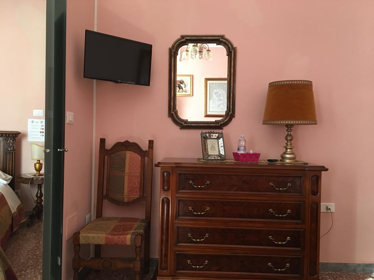 אסקולי פיצ'נו B&B Palazzo Migliani מראה חיצוני תמונה