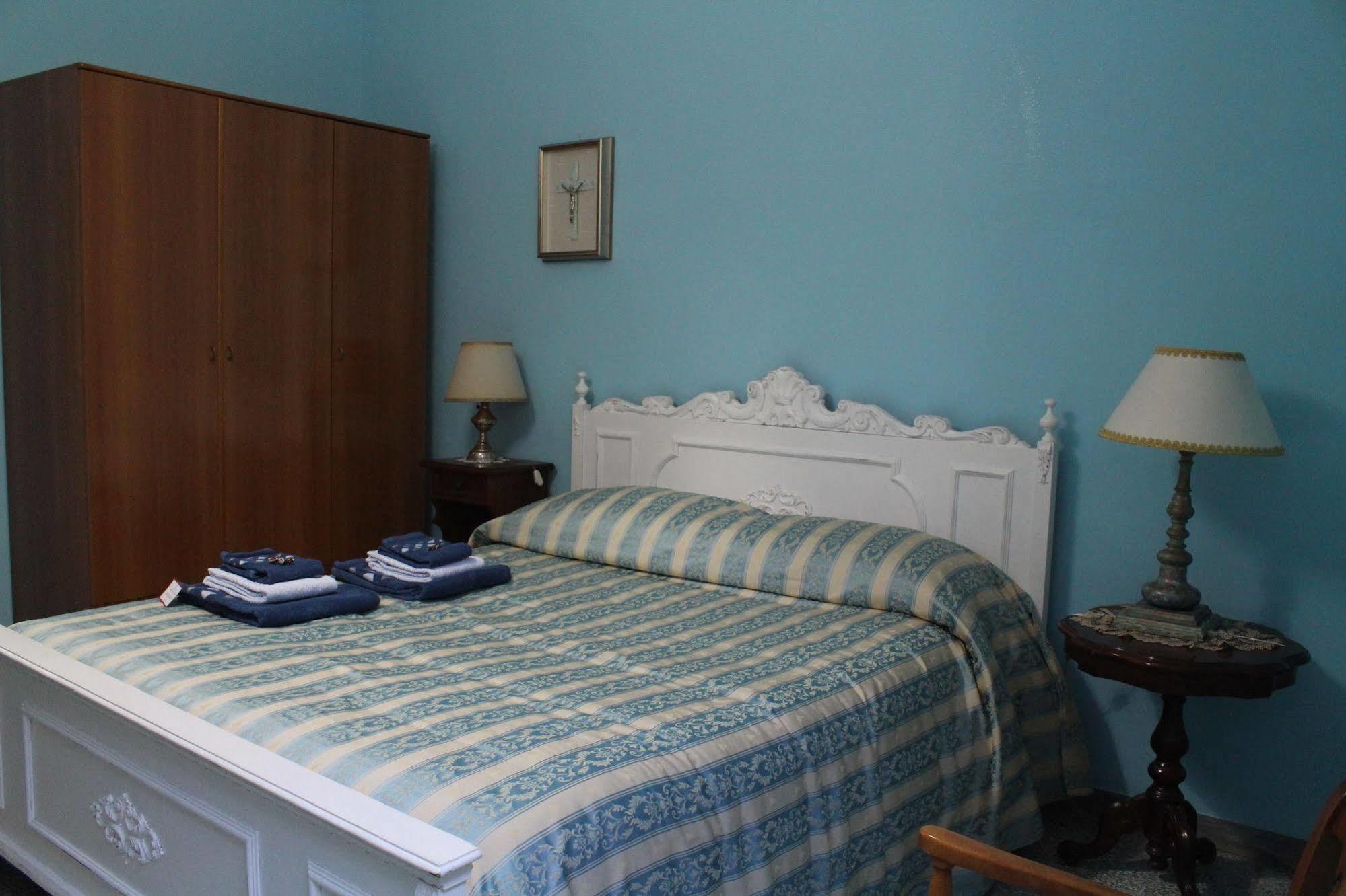 אסקולי פיצ'נו B&B Palazzo Migliani מראה חיצוני תמונה
