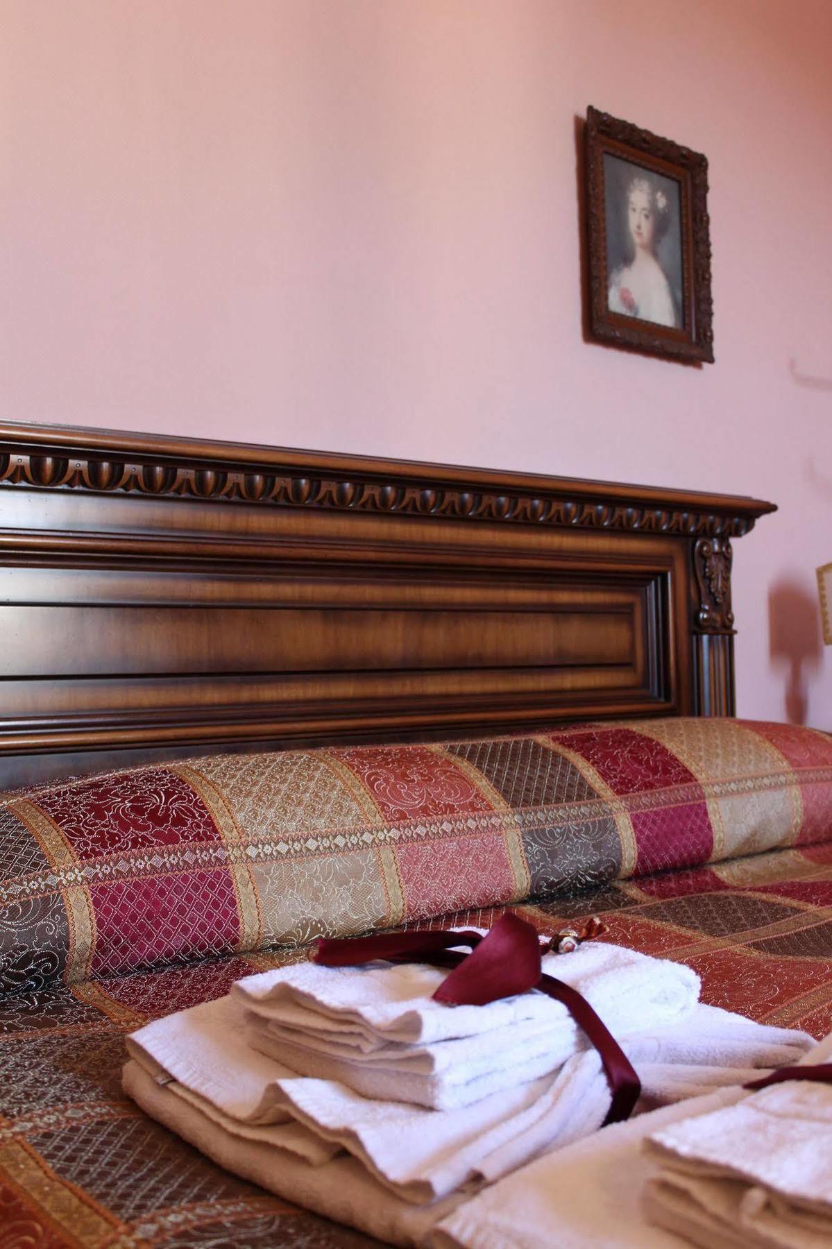 אסקולי פיצ'נו B&B Palazzo Migliani מראה חיצוני תמונה